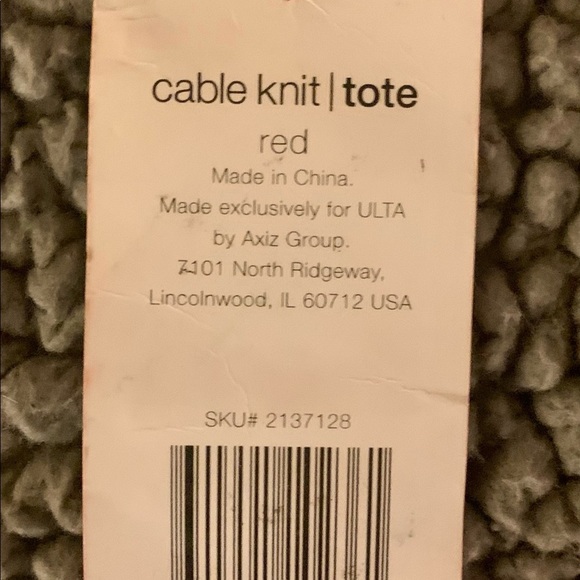 ULTA Cable Knit Tote Bag - Red - Picture 7 of 7